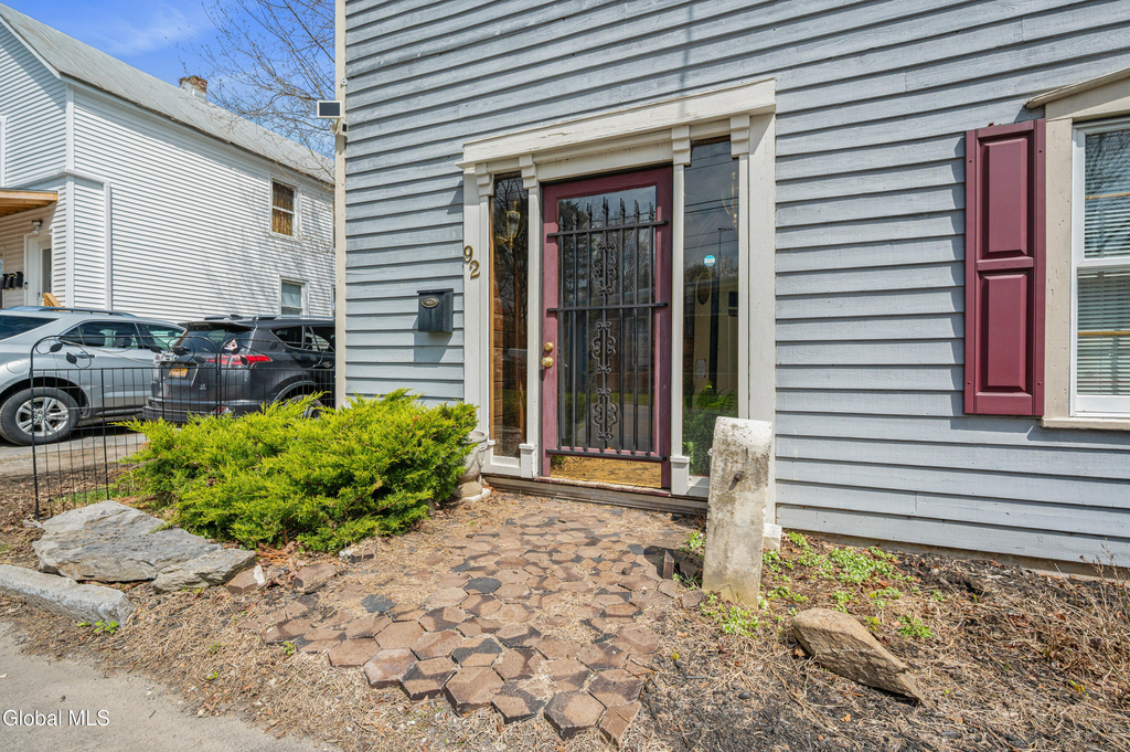 92 Walworth Street - Photo 0