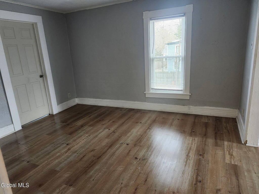 20 Baldwin Avenue - Photo 2