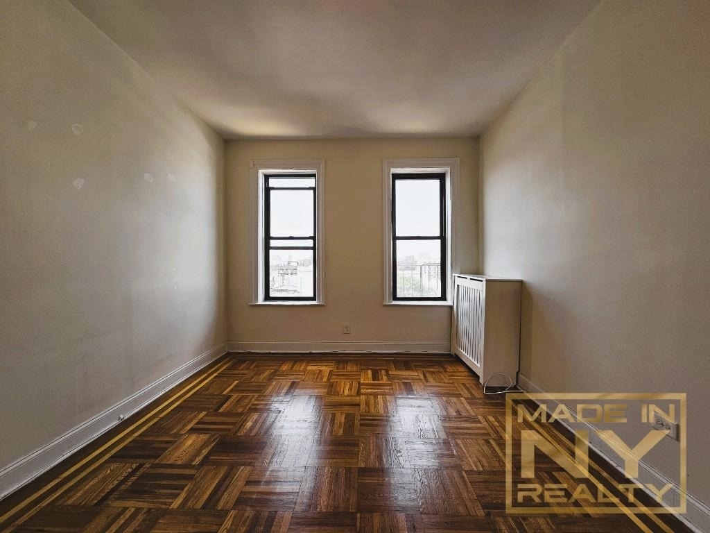 30-64 34th Street - Photo 5
