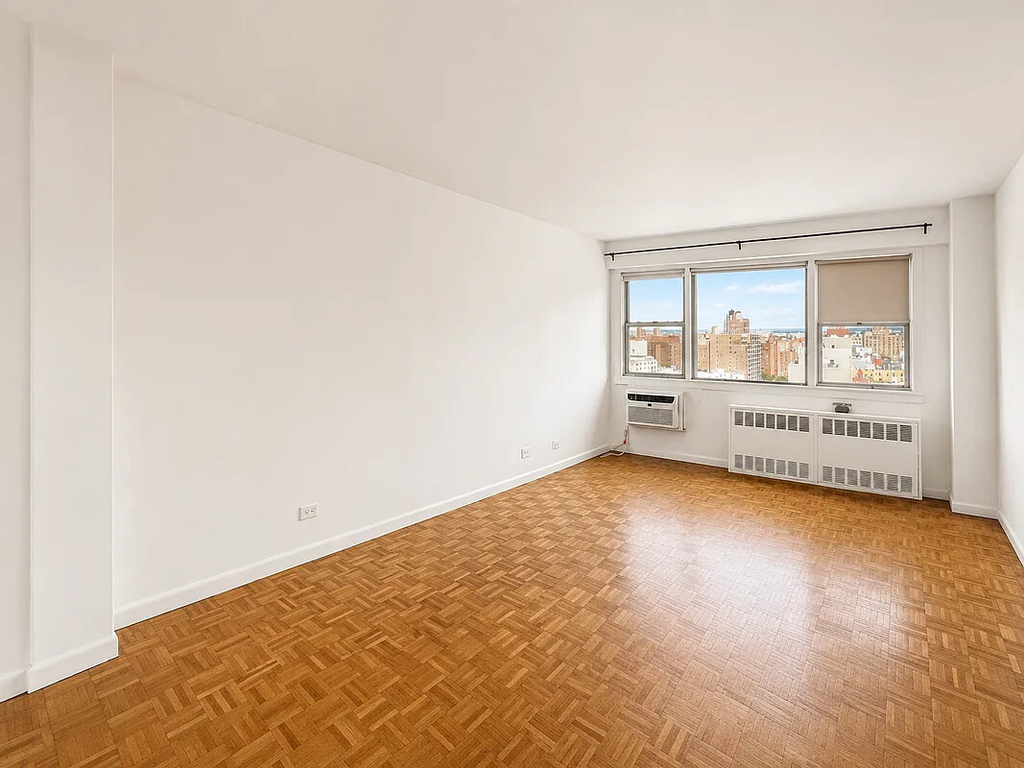 111 3rd Avenue - Photo 0