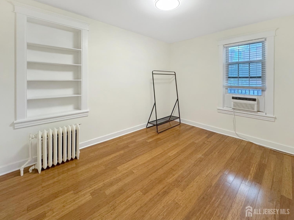 422 Main Street - Photo 10