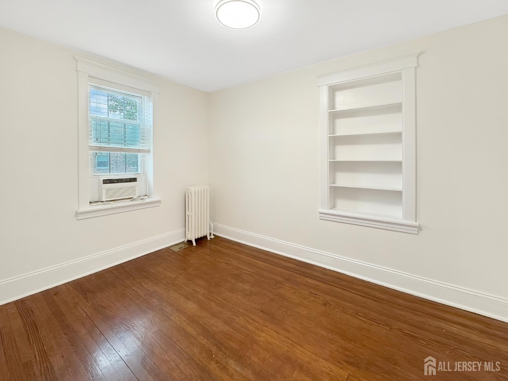 422 Main Street - Photo 9