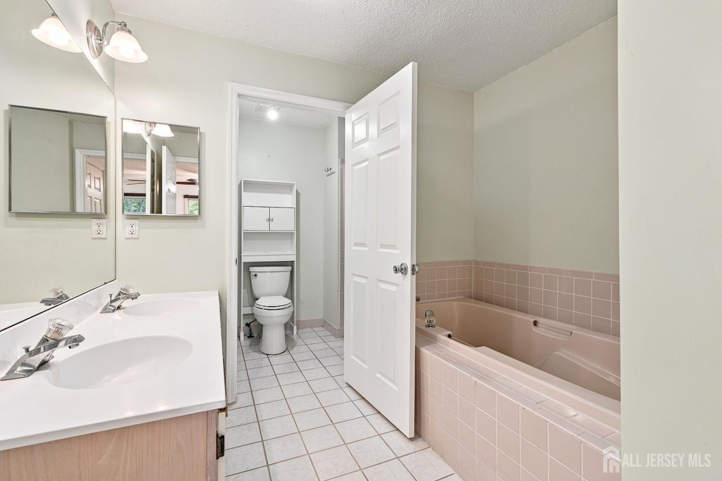 63 Prestwick Way - Photo 15