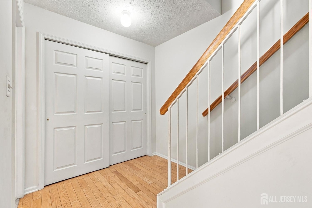 63 Prestwick Way - Photo 10
