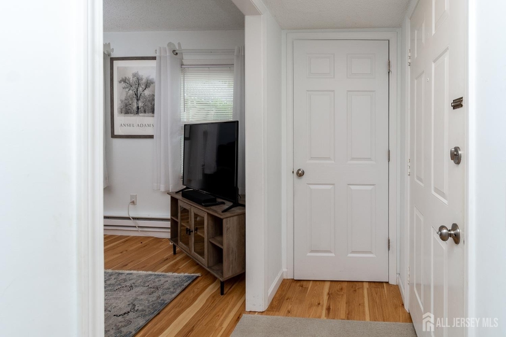 456 Roxbury Lane - Photo 10