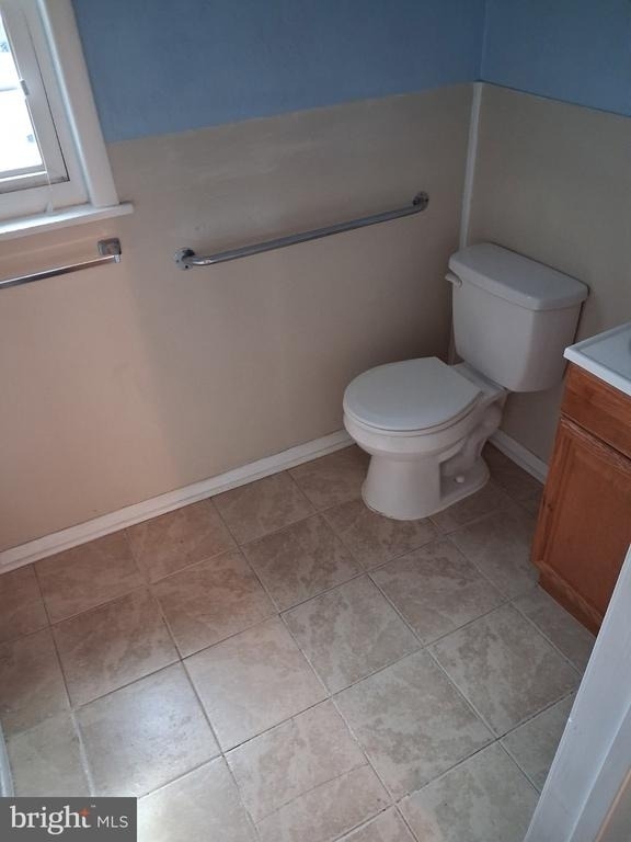 268 Wilkes Street - Photo 2