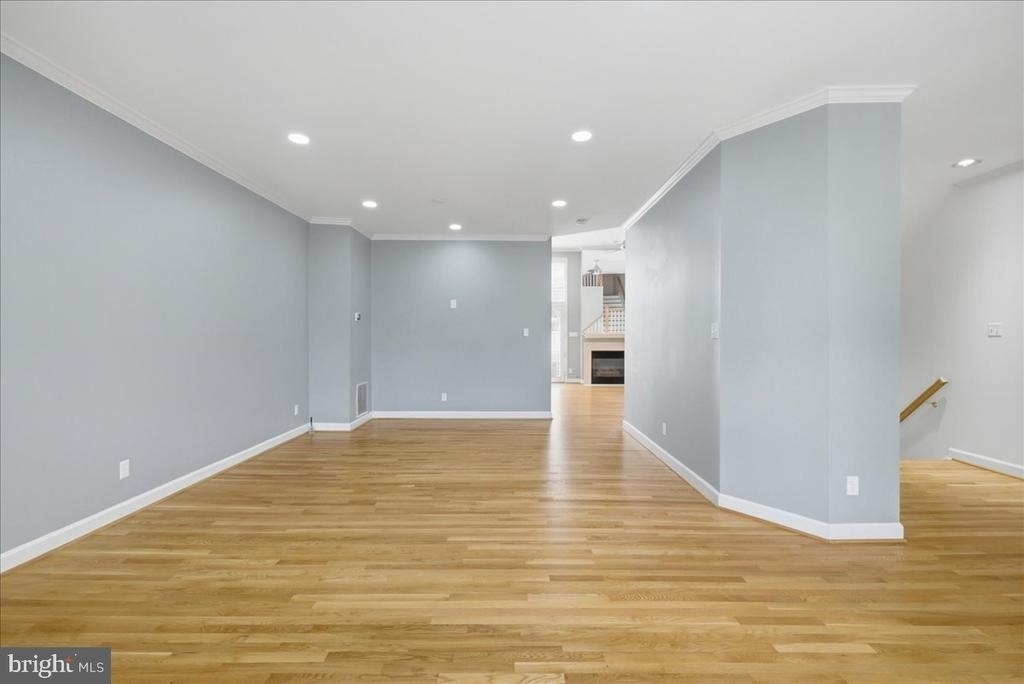 10249 Winged Elm Circle - Photo 3