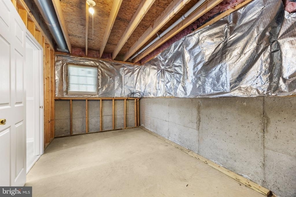 8812 Fenimore Place - Photo 29