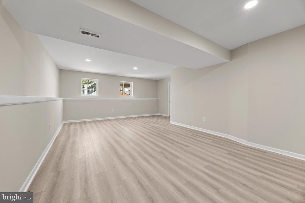 8812 Fenimore Place - Photo 25