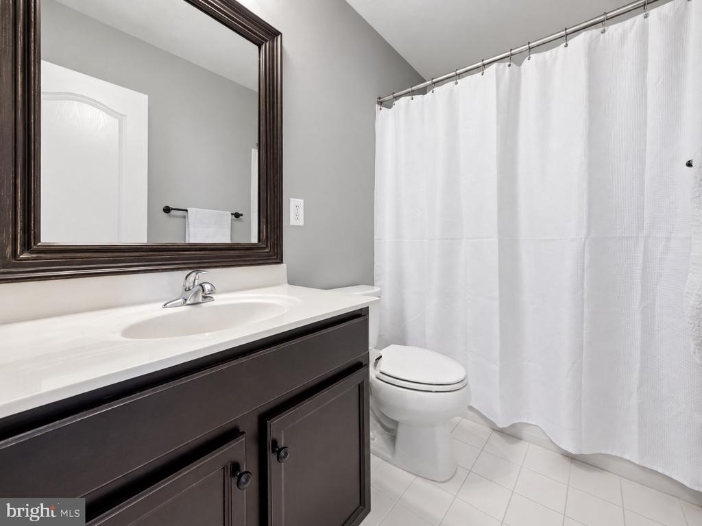 22631 Hawkbill Square - Photo 24