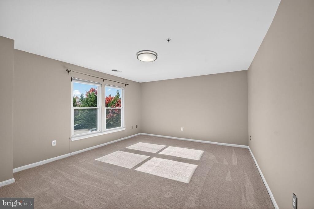 44084 Natalie Terrace - Photo 7