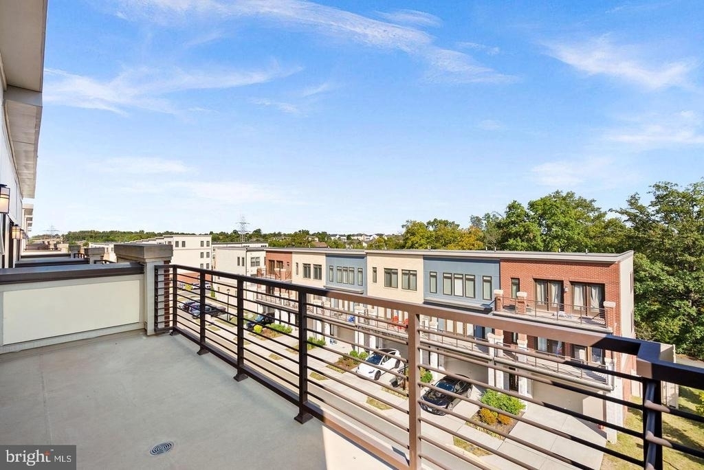 20119 Old Line Terrace - Photo 52