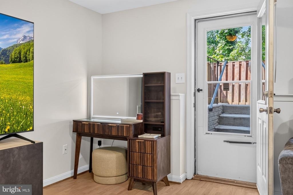 45547 Hutchens Square - Photo 45