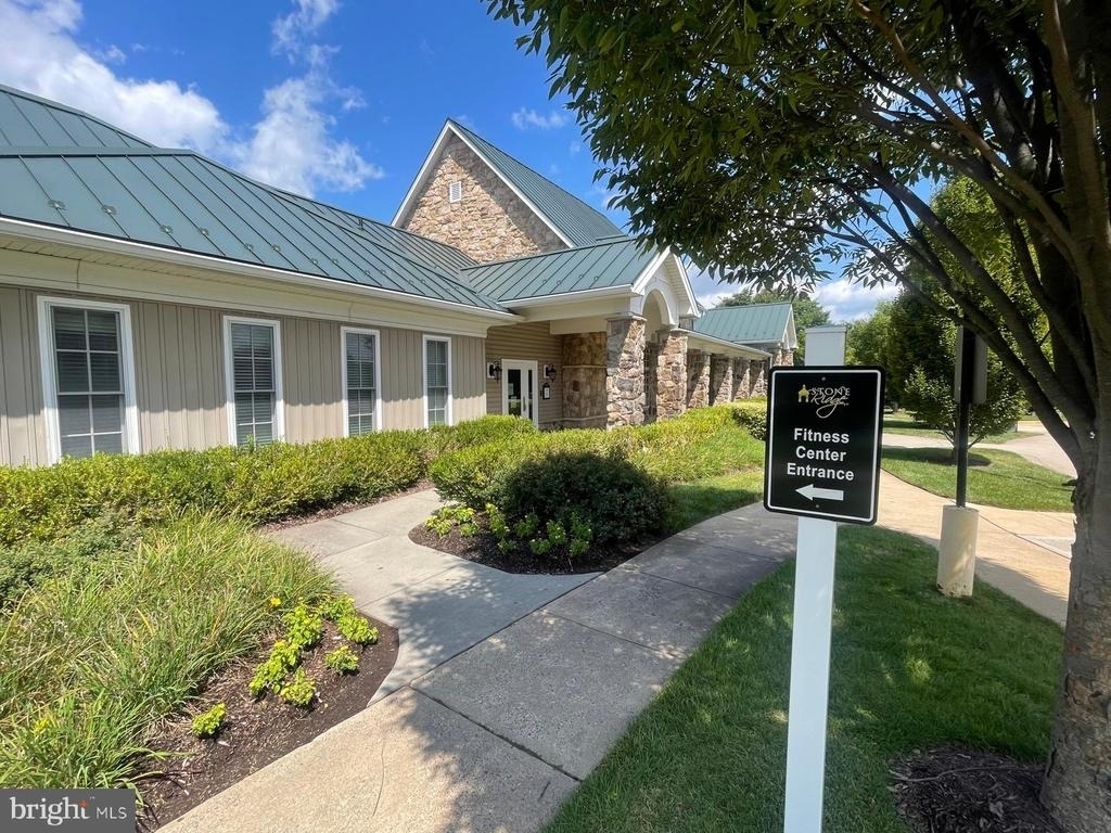 42243 Water Iris Terrace - Photo 40