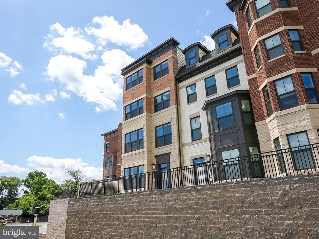 119 Market Square Nw - Photo 1