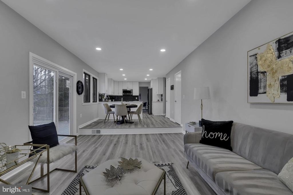 10422 Woodbury Woods Court - Photo 14