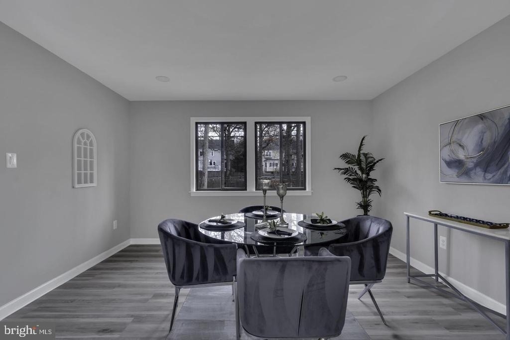 10422 Woodbury Woods Court - Photo 5