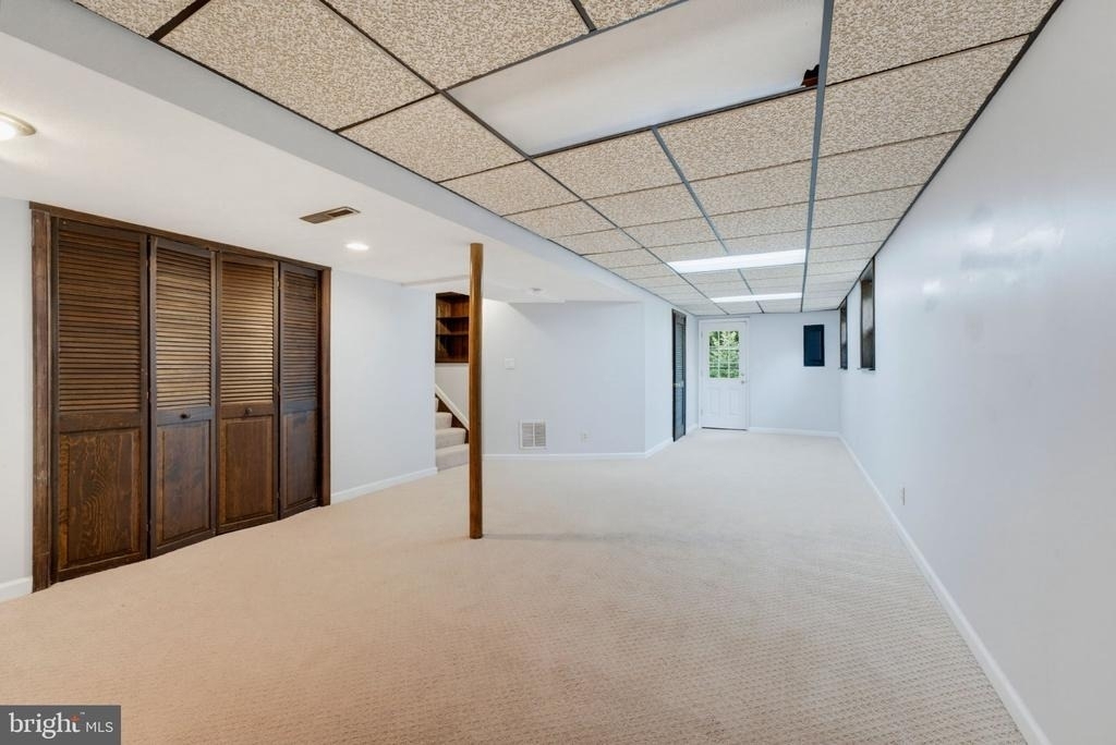 8125 Saxony Drive - Photo 41