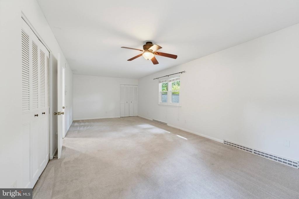 8125 Saxony Drive - Photo 32