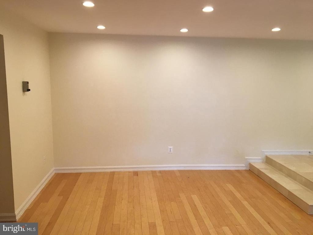 11248 Chestnut Grove Square - Photo 6