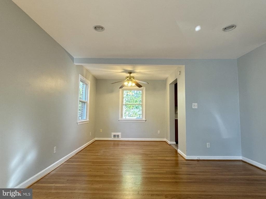 3221 Holly Hill Drive - Photo 3