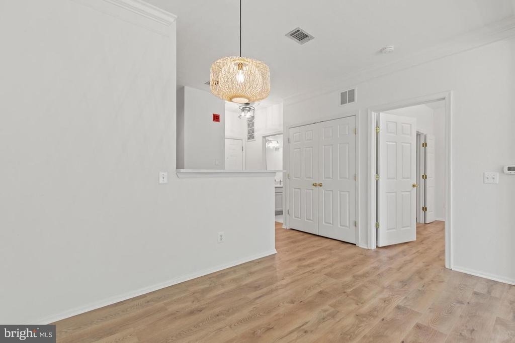 1530 Spring Gate Drive - Photo 5