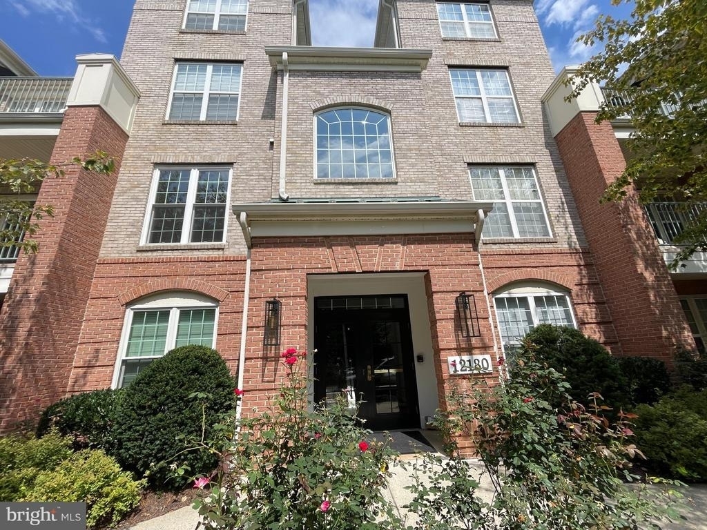12180 Abington Hall Place - Photo 0