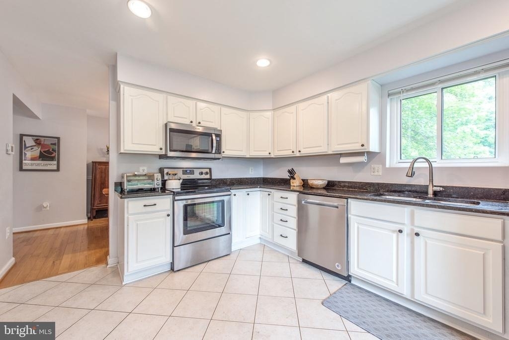 10343 Bushman Drive - Photo 16