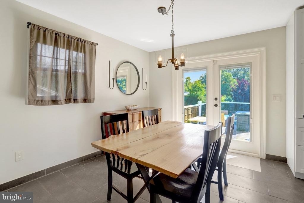 7907 Donelson Street - Photo 11