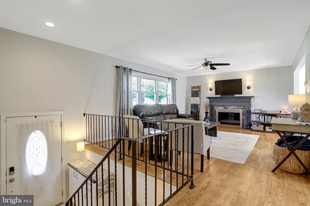 7907 Donelson Street - Photo 5