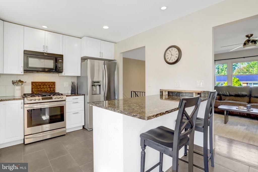 7907 Donelson Street - Photo 13