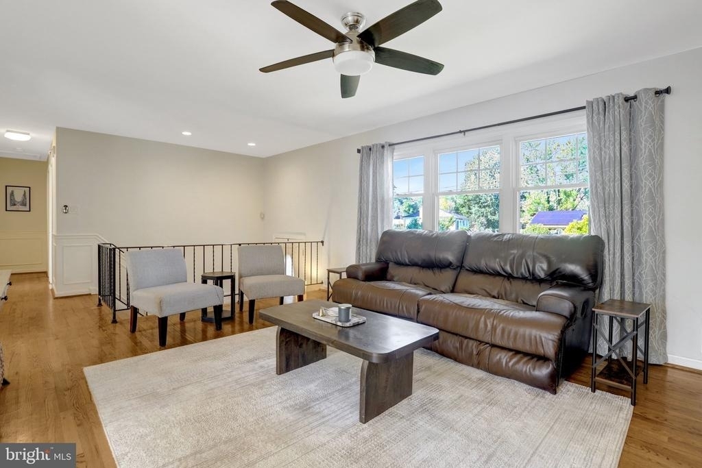 7907 Donelson Street - Photo 8