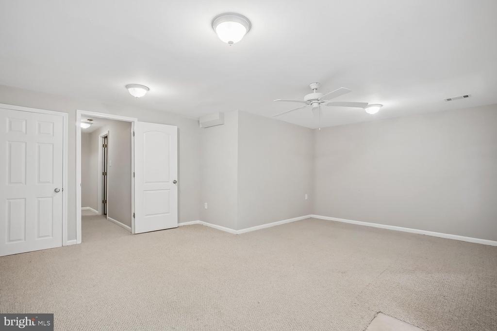 6505 Coachleigh Way - Photo 25