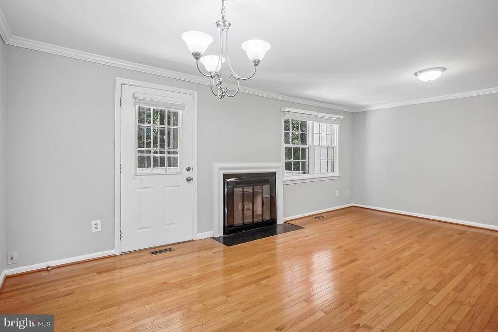 6505 Coachleigh Way - Photo 10