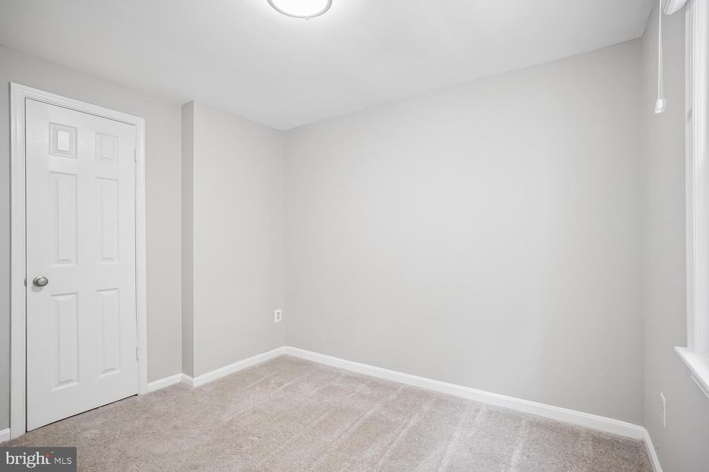 6505 Coachleigh Way - Photo 21