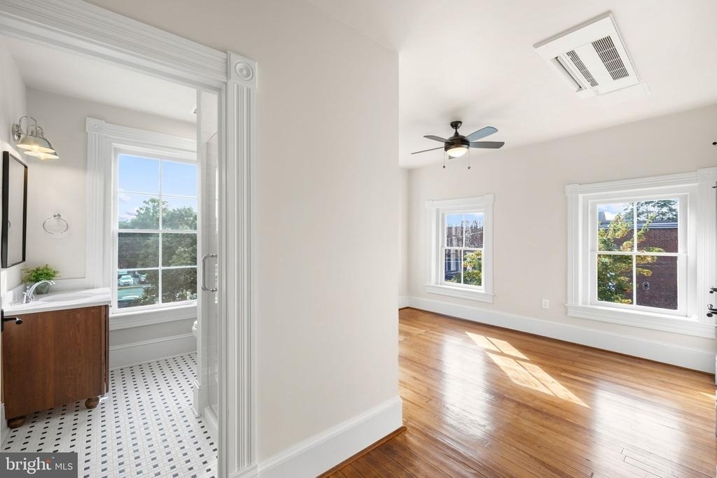901 Caroline Street - Photo 27