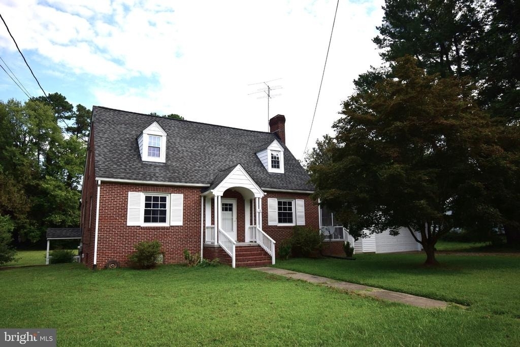 133 Maury - Photo 0
