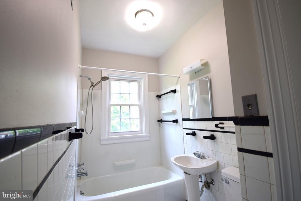 133 Maury - Photo 14