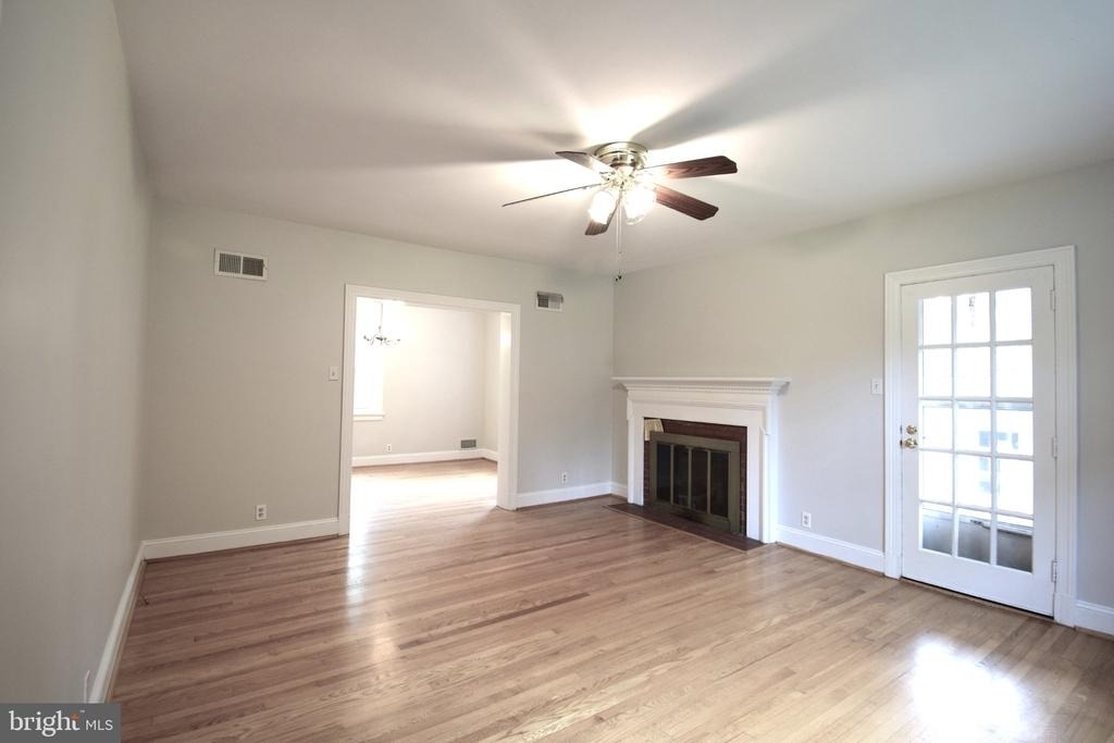 133 Maury - Photo 3