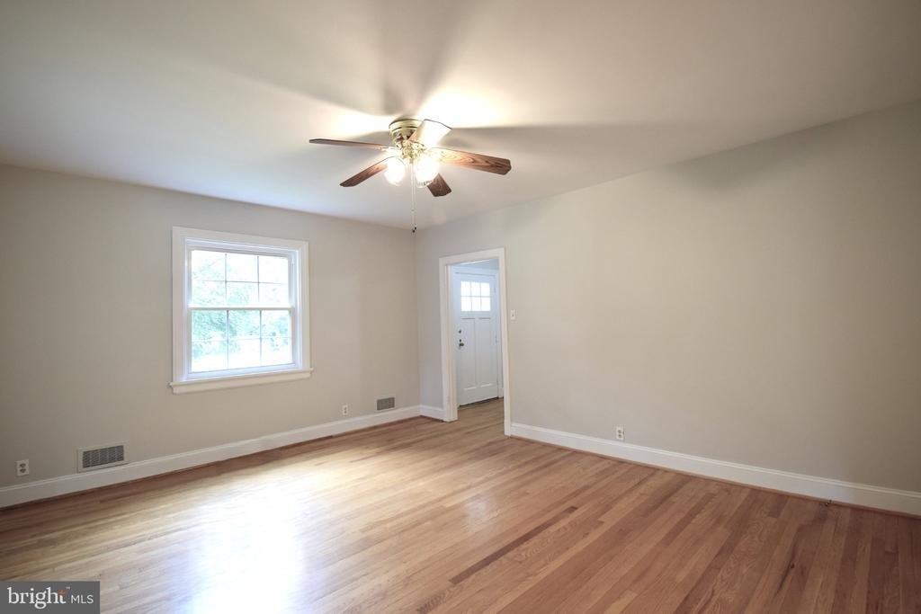 133 Maury - Photo 5