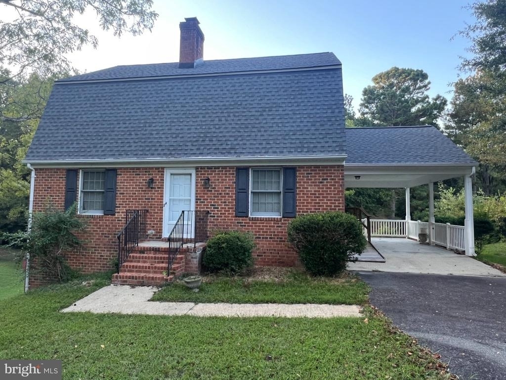 119 Sunset Drive - Photo 0