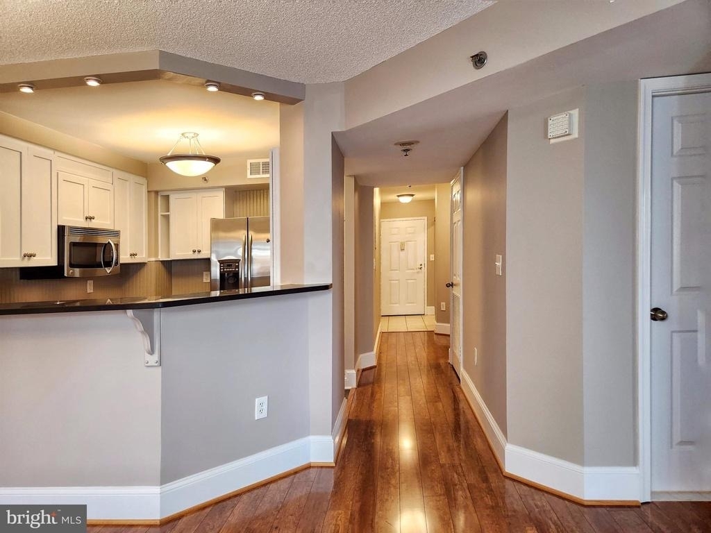 2181 Jamieson Avenue - Photo 18