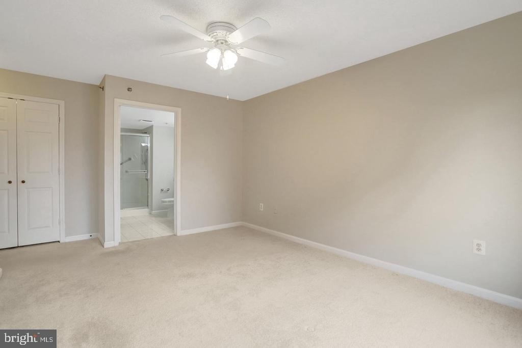 2151 Jamieson Avenue - Photo 27