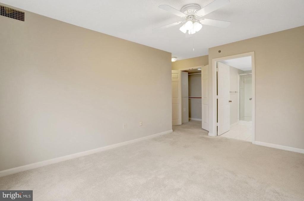 2151 Jamieson Avenue - Photo 31