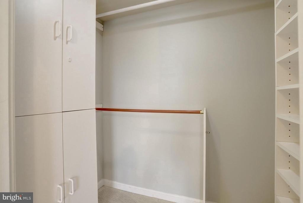 2151 Jamieson Avenue - Photo 30