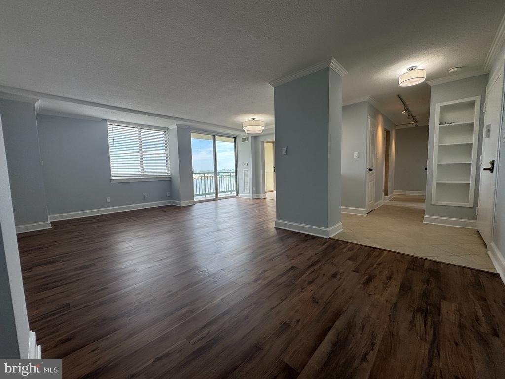 501 Slaters Lane - Photo 39