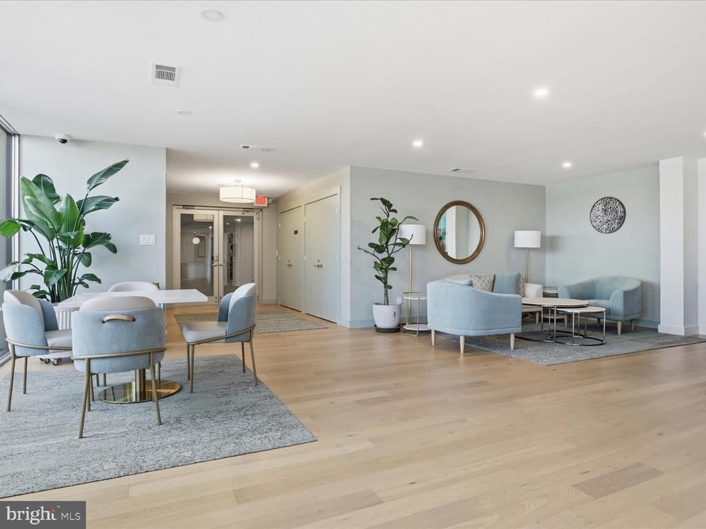 501 Slaters Lane - Photo 68