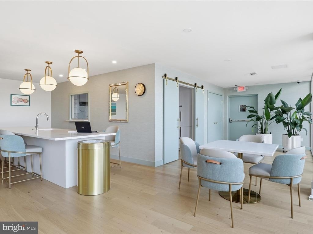 501 Slaters Lane - Photo 70