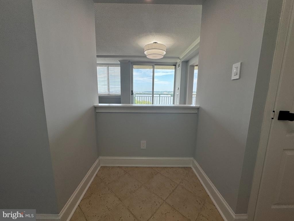 501 Slaters Lane - Photo 13