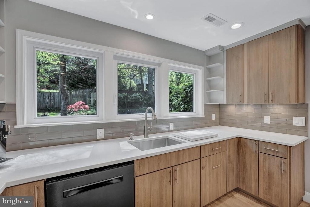 406 Tennessee Avenue - Photo 16